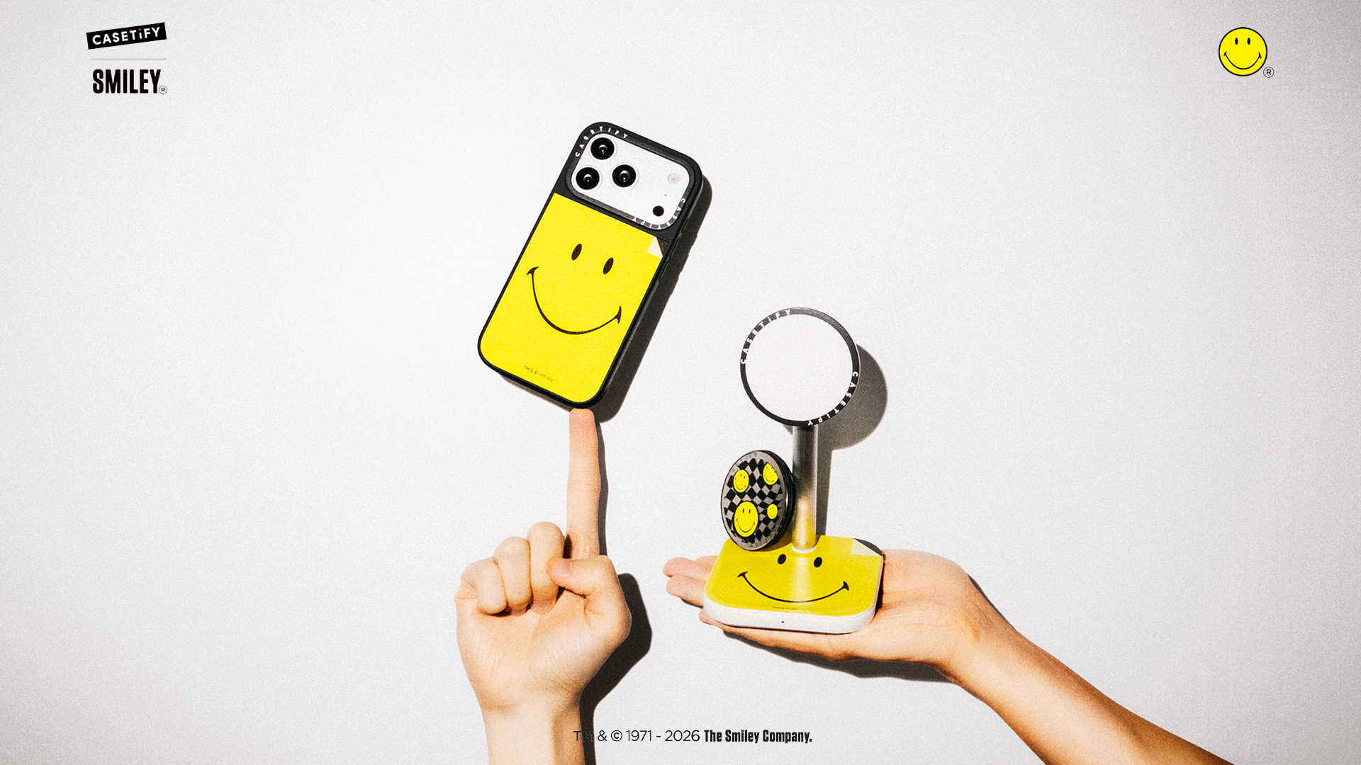 Smiley – CASETiFY